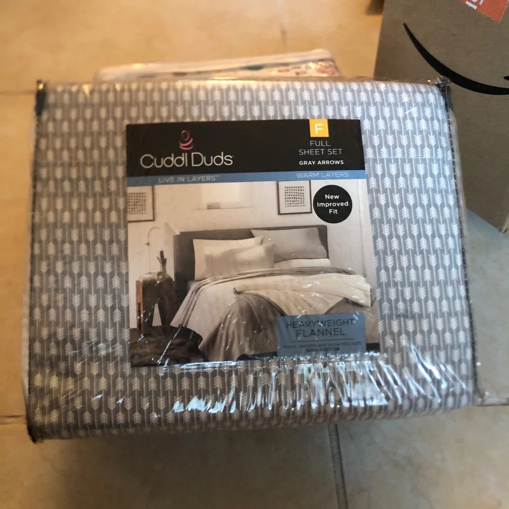 NWT Cuddl Duds 